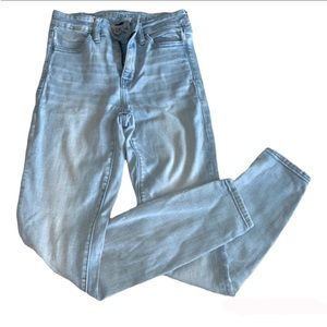 American Eagle skinny jeans